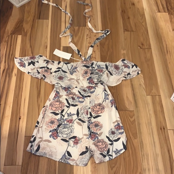 Flowery print romper - Picture 2 of 4